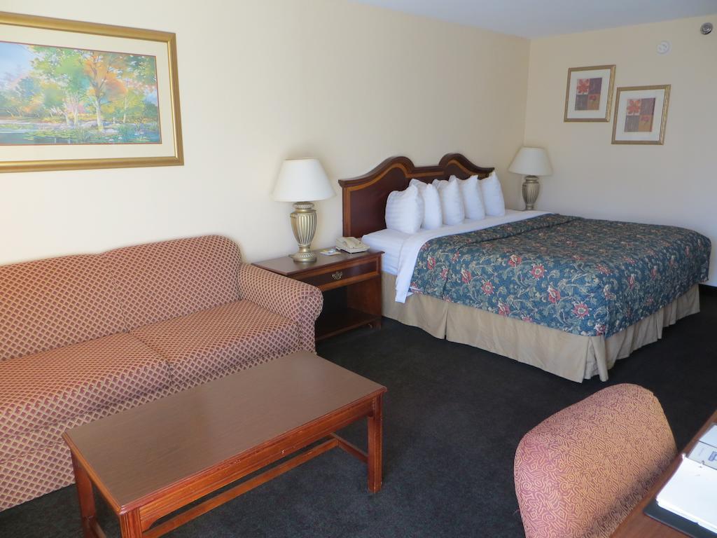 Days Inn By Wyndham Grand Island I-80 Doniphan Exteriér fotografie