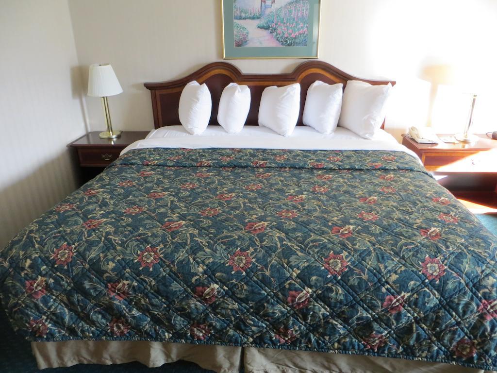 Days Inn By Wyndham Grand Island I-80 Doniphan Exteriér fotografie