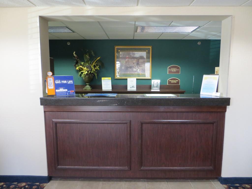 Days Inn By Wyndham Grand Island I-80 Doniphan Exteriér fotografie